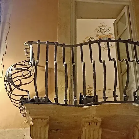 Casarizzi 24 Vacanze Ortigia * סירקוזה