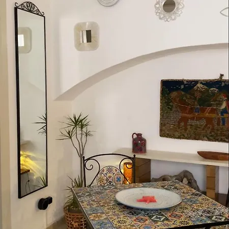 Casarizzi 24 Vacanze Ortigia * סירקוזה