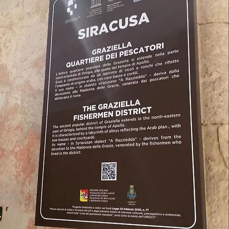בית נופש Casarizzi 24 Vacanze Ortigia *